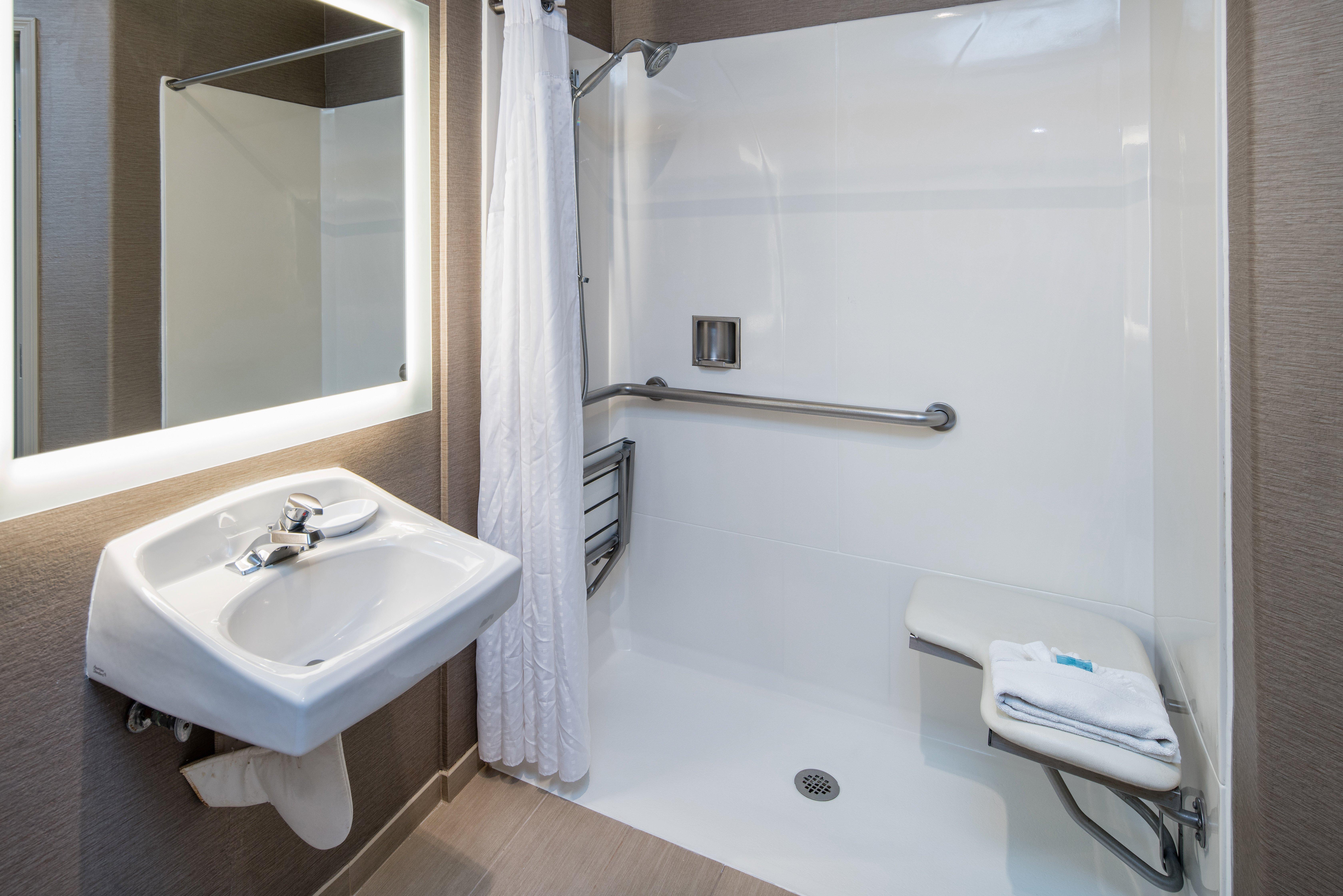 Holiday Inn Express & Suites Santa Clara By Ihg Exterior photo